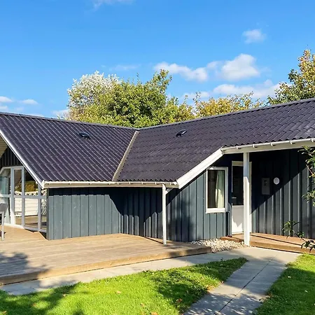 4 Star In Sydals Feriehus *