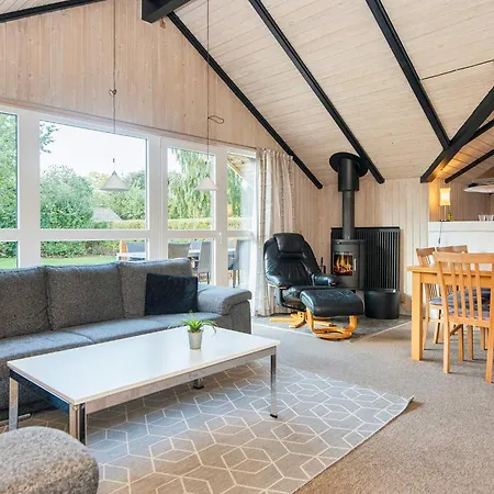 4 Star In Sydals Feriehus